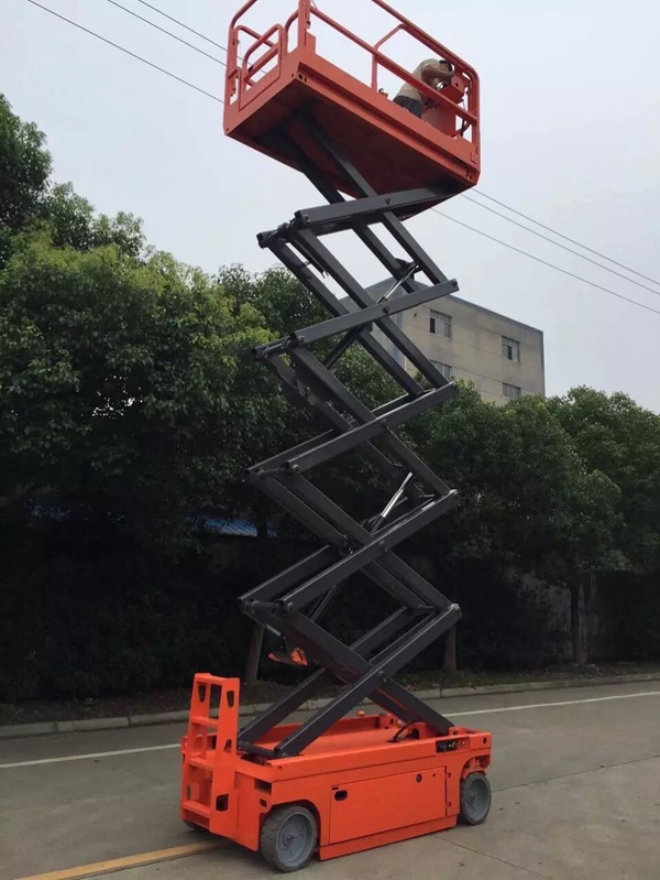 如何減輕小型升降平臺(tái)的晃動(dòng)？